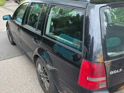 Gebraucht VW Golf VI Trendline 105 PS (77 kW) 2009 Schwarz Kleinwagen