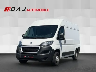Gebraucht Peugeot Boxer 140 PS (102 kW) 2020 Weiß Van