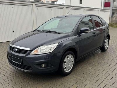 Gebraucht Ford Focus 101 PS (74 kW) 2011 Grau Limousine