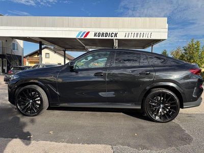 Gebraucht BMW X6 M Sport 352 PS (258 kW) 2024 Black sapphire metallic SUV
