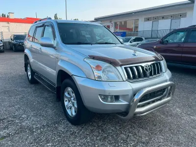 Gebraucht Toyota Land Cruiser Executive 173 PS (127 kW) 2007 Silber SUV