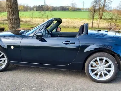 Gebraucht Mazda MX5 126 PS (92 kW) 2007 Schwarz Cabrio