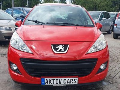 Rot Gebraucht 2009 Peugeot 207 Premium Limousine | 3.490 € (Etwas zu teuer)
