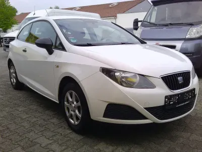 Gebraucht Seat Ibiza SC Basis 60 PS (44 kW) 2011 Weiß Kleinwagen