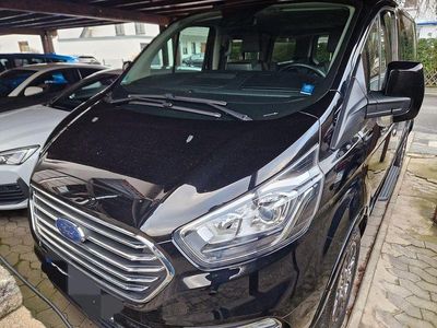 Gebraucht Ford Tourneo Titanium 185 PS (136 kW) 2020 Schwarz Van / Kleinbus
