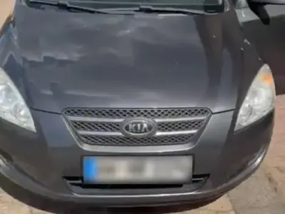Gebraucht Kia Ceed 109 PS (80 kW) 2009 Grau Kleinwagen