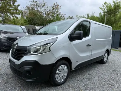 Occasion Renault Trafic Komfort 116 ch (85 kW) 2015 Argent Monospace