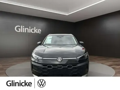 Neu VW T-Roc Cabriolet Style 150 PS (110 kW) 2026 Grenadillschwarz metallic SUV