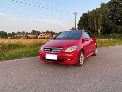 Mercedes B180