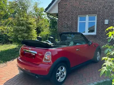 Gebraucht Mini One Cabriolet 98 PS (72 kW) 2012 Rot Cabrio