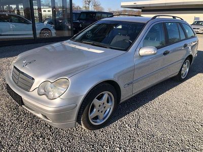 Silber Gebraucht 2003 Mercedes C180 Kombi | 7.950 €