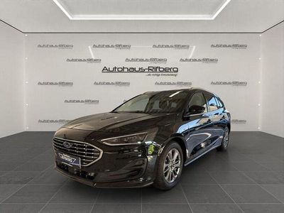 Second-hand Ford Focus Titanium 116 CP (85 kW) 2024 Negru Berlinǎ