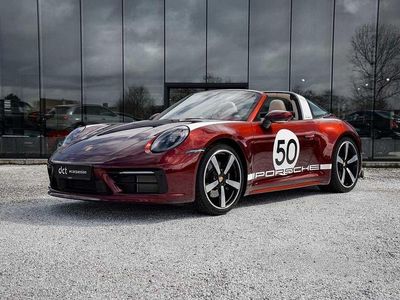 Second-hand Porsche 992 Edition 450 CP (330 kW) 2023 Roșu