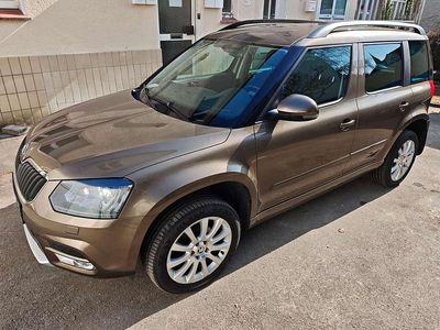Gebraucht Skoda Yeti Elegance 140 PS (102 kW) 2015 Hneda mato/mato brown SUV