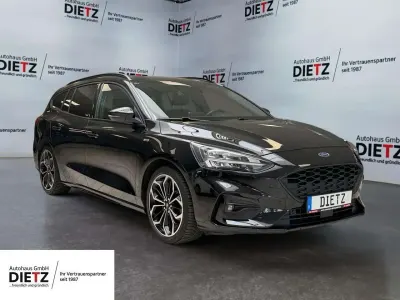 Gebraucht Ford Focus ST-Line 125 PS (91 kW) 2020 Schwarz Kombi