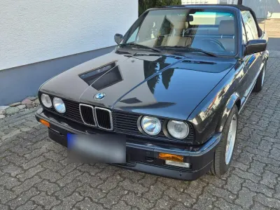Gebraucht BMW 325 Cabriolet Shadowline 170 PS (125 kW) 1988 Schwarz Cabrio