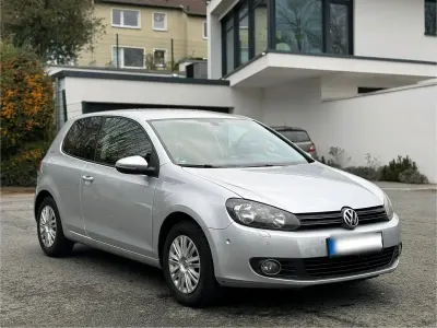 Używany VW Golf VI Team 105 KM (77 kW) 2010 Srebrny Hatchback