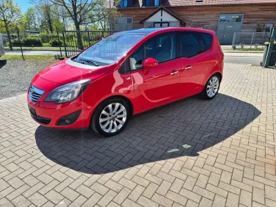 Second-hand Opel Meriva Innovation 120 CP (88 kW) 2011 Roșu Monovolum