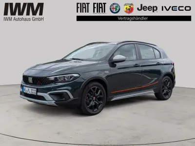 Gebraucht Fiat Tipo Garmin 131 PS (96 kW) 2024 Grün Limousine