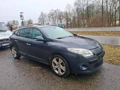 Gebraucht Renault Mégane GrandTour 130 PS (95 kW) 2011 Schwarz Kombi