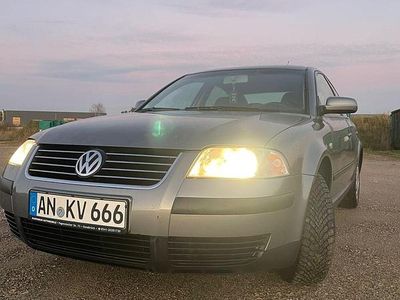 Gebraucht 2003 VW Passat Limousine | 1.650 €