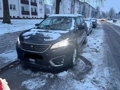 Schwarz Gebraucht 2019 Peugeot 5008 SUV | 11.999 € (Fairer Preis)