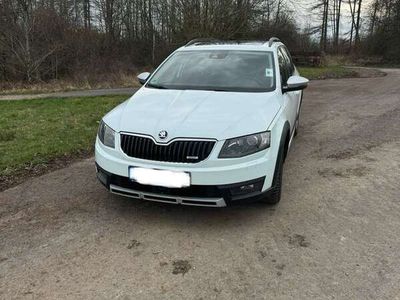 gebraucht Skoda Octavia Scout 4x4