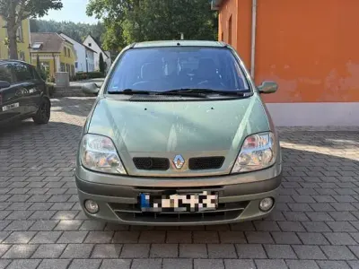 Gebraucht Renault Scénic 116 PS (85 kW) 2002 Grün Van / Kleinbus