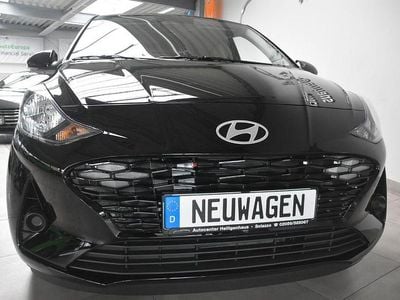 Schwarz Neu 2025 Hyundai i10 Advanced Kleinwagen | 19.180 € (Fairer Preis)