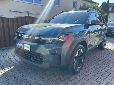 Gebraucht Dacia Bigster Extreme 131 PS (96 kW) 2025 Zedergrün SUV