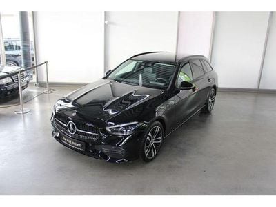 Gebraucht Mercedes C300 Avantgarde 265 PS (194 kW) 2021 Kombi