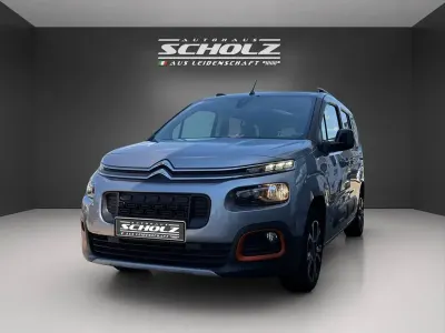 Gebraucht Citroën Berlingo 131 PS (96 kW) 2023 Silbermet. Van / Kleinbus