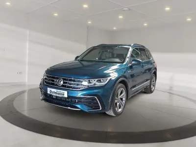 Gebraucht VW Tiguan R-line 150 PS (110 kW) 2021 Nightshade blue metallic SUV