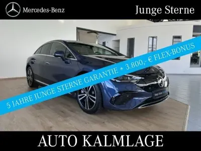 Używany Mercedes EQE300 180 kW (245 KM) 2025 Niebieski Sedan/Limuzyna