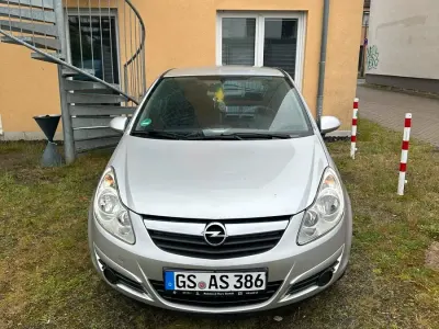 Gebraucht Opel Corsa 80 PS (58 kW) 2008 Silber Kleinwagen