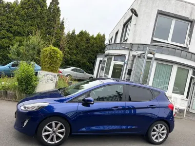 Gebraucht Ford Fiesta Cool & Connect 86 PS (63 kW) 2017 Kleinwagen