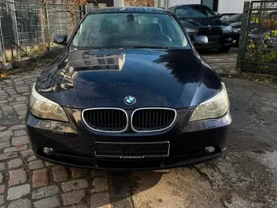 Usata BMW 530 231 CV (169 kW) 2004 Blu Berlina