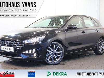 Schwarz Gebraucht 2023 Hyundai i30 Trend Limousine | 12.889 € (Guter Preis)
