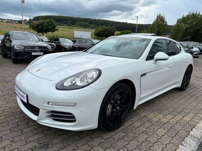 Porsche Panamera 4S