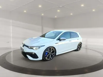 Gebraucht VW Golf VIII R 320 PS (235 kW) 2021 Weiß Limousine