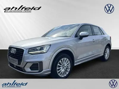 Gebraucht Audi Q2 Design 150 PS (110 kW) 2017 Florettsilber SUV