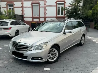 Gebraucht Mercedes E350 231 PS (169 kW) 2010 Silber Kombi