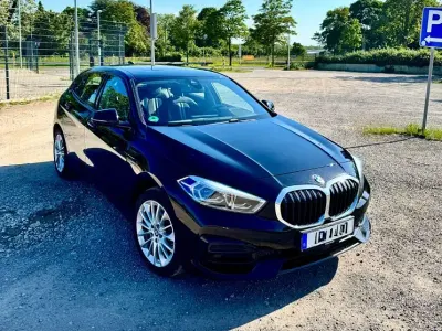 Gebraucht BMW 120 Sport Line 190 PS (139 kW) 2021 Schwarz Kleinwagen