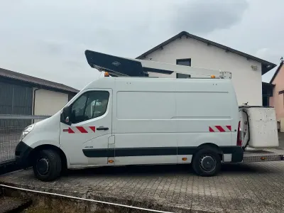 Gebraucht Renault Master 157 PS (115 kW) 2011 Weiß Limousine