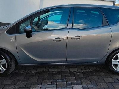 Usata Opel Meriva 120 CV (88 kW) 2012 Marrone Monovolume