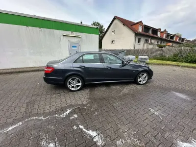 Gebraucht Mercedes E200 Elegance 184 PS (135 kW) 2010 Kombi