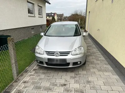 Gebraucht VW Golf V 80 PS (58 kW) 2008 Silber Kleinwagen
