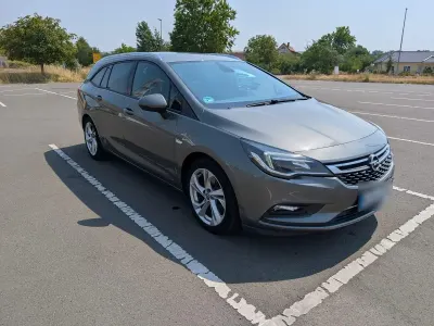 Gebraucht Opel Astra 160 PS (117 kW) 2018 Grau Kombi