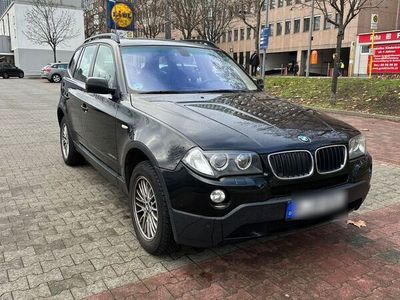 gebraucht BMW X3 in Schwarz 2.0 Diesel