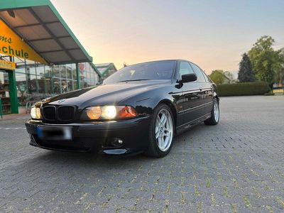 Gebraucht BMW 540 M Sport 286 PS (210 kW) 2000 Schwarz Limousine